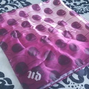 Urban Decay Cherry Palette Bandana